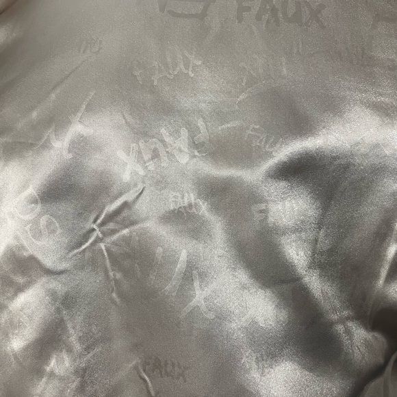 NWT Donna Salyers Fabulous Furs GORGEOUS XL Faux Fur Vest - Picture 6 of 7